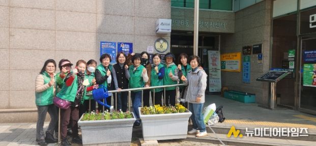 광명6동, 봄꽃 220본 식재로 ‘화사한 봄맞이’