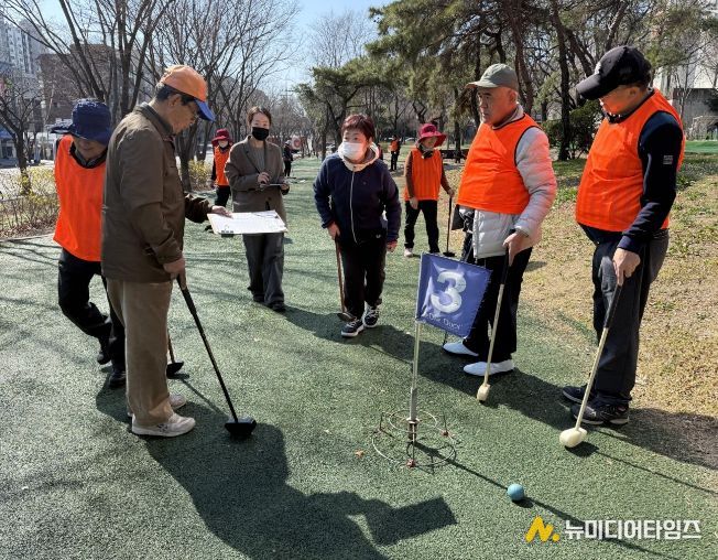 스윙과 스매쉬 함께하는 운동교실