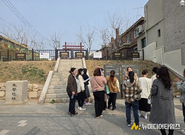 결혼이민자들이 선잠단지를 방문했다