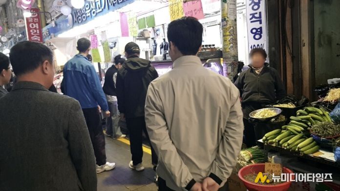 온양온천시장 고객선 지키기 캠페인 진행 사진