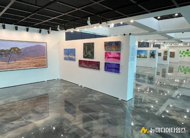 교원 작품 초대전 ‘온(溫) 마음을 그리다’ 개최