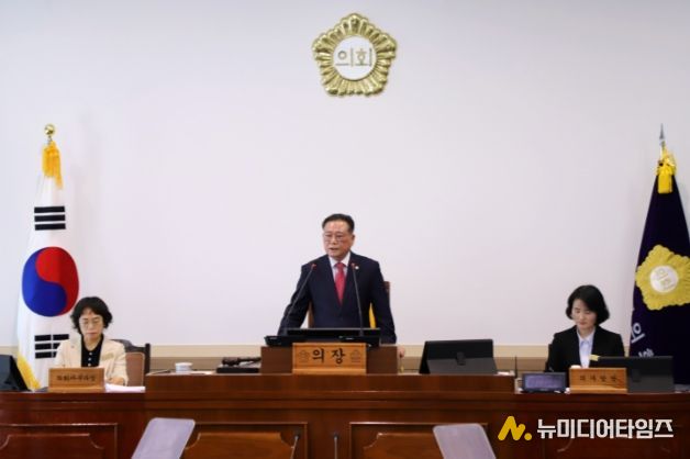 제319회 임시회 제1차 본회의_이만호 의장