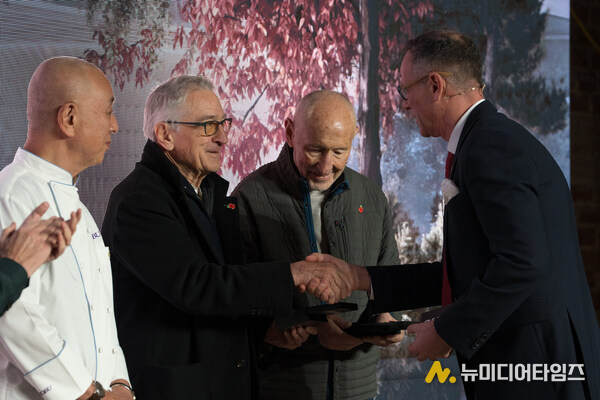 Simon Ismail presents first Nobu Residence Manchester keys to Nobu Founders - Robert De Nero, Chef Nobu & Meir Teper